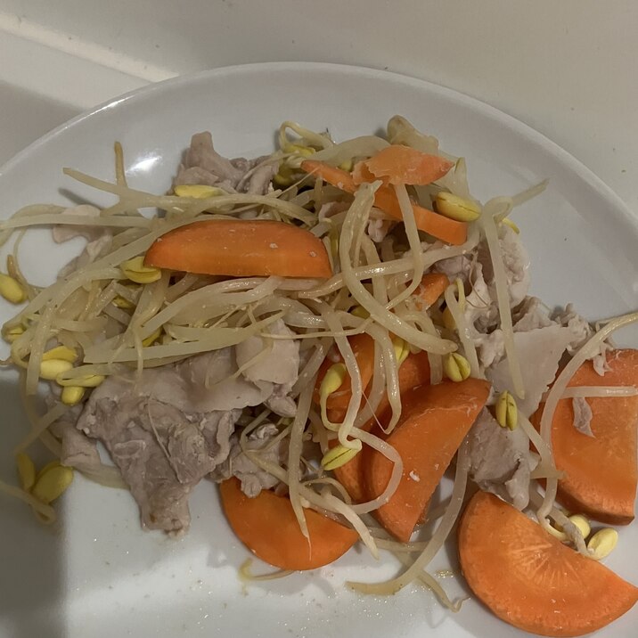 あっさり中華風の豆もやし炒め
